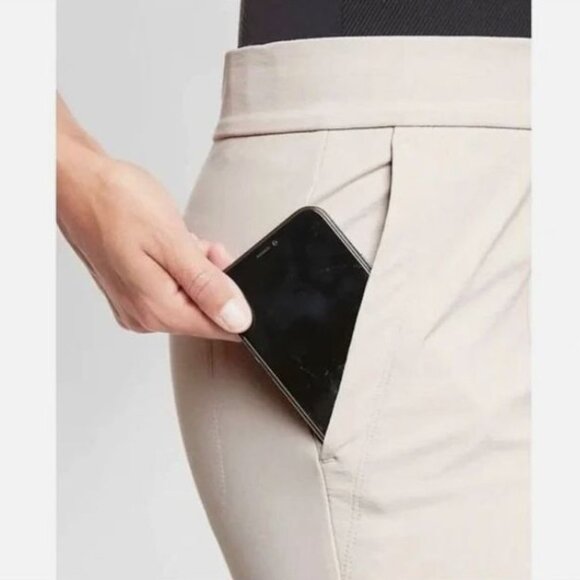 ATHLETA Wander Stash Skinny Pant Abalone Beige Size 4 - Picture 10 of 12